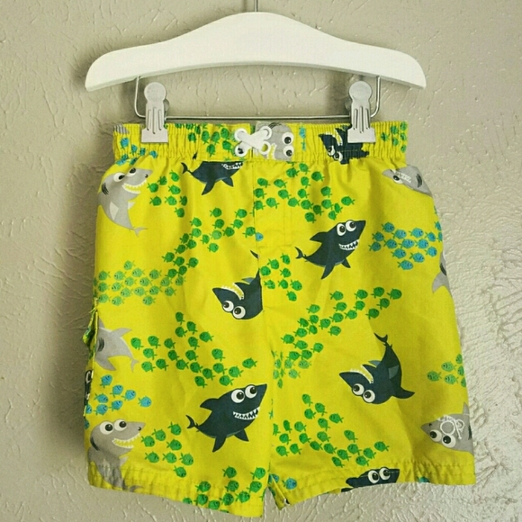 ๐ฃ FLASH SALE ๐ Swim Shorts ๐ Shark ๐ - Picture 1 of 7